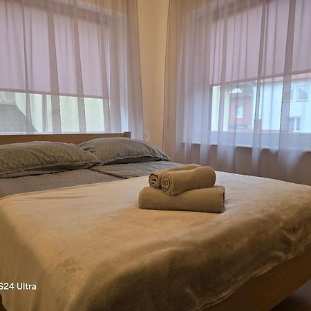 Poludnie Wroclawia Hotel ภายนอก รูปภาพ