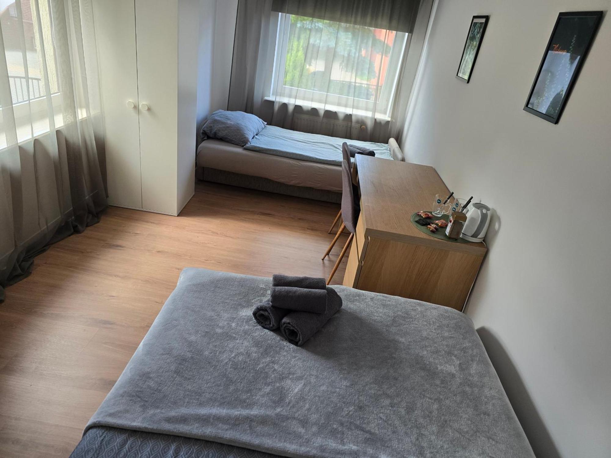 Poludnie Wroclawia Hotel ภายนอก รูปภาพ